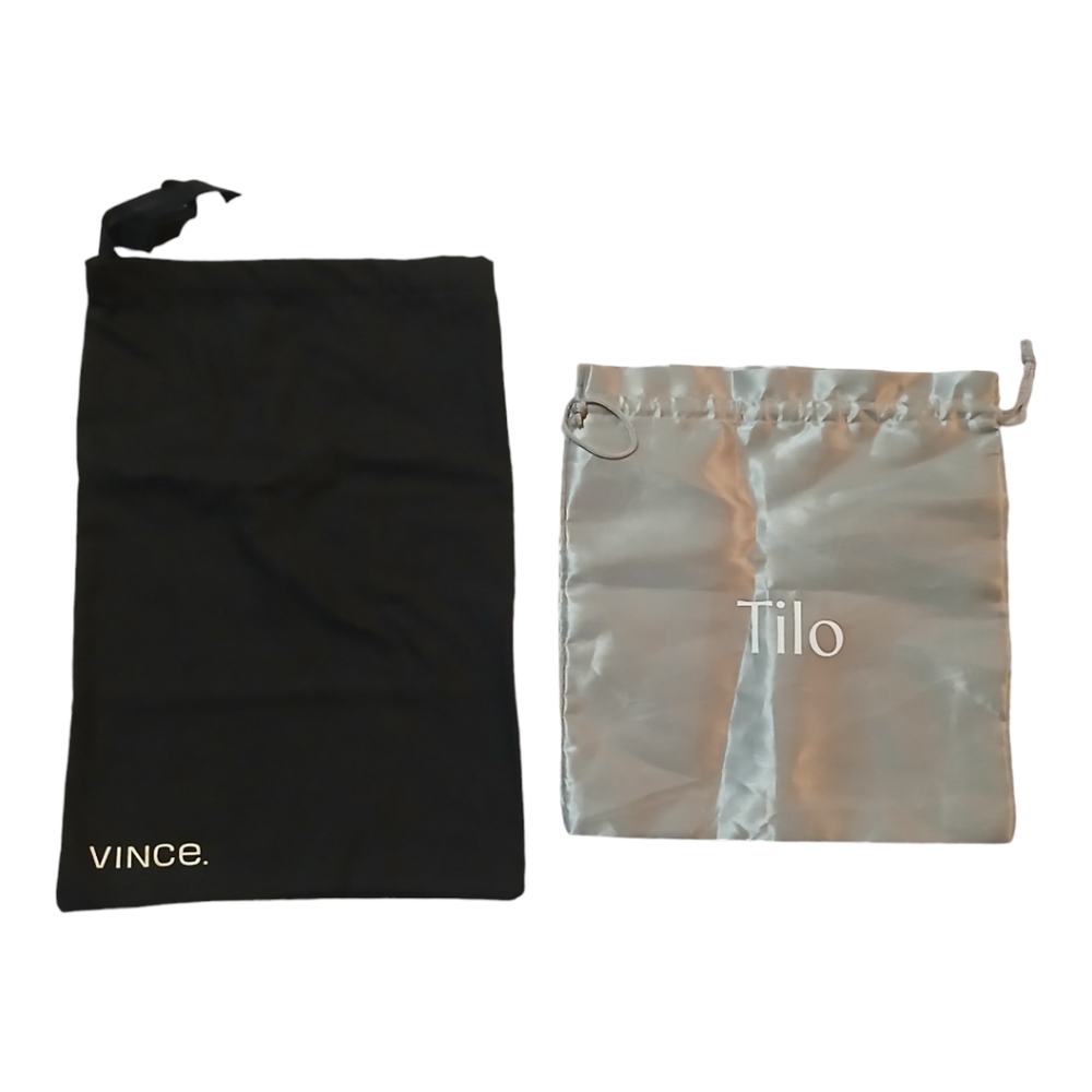 Vince and Tilo dust bags